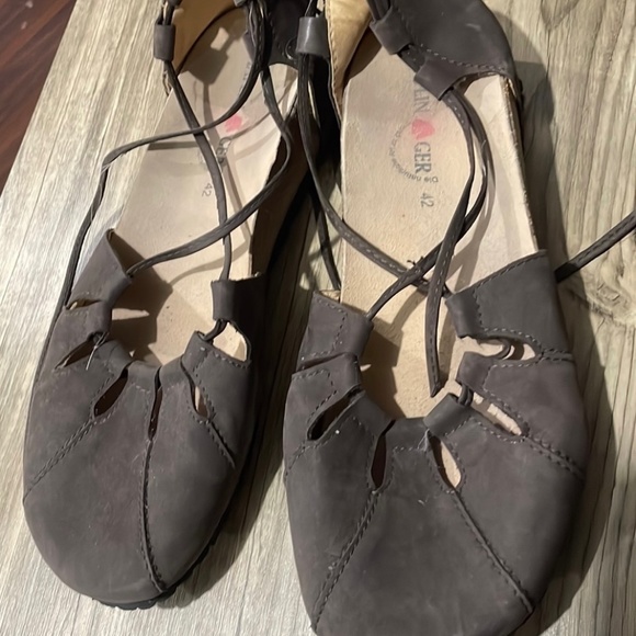 Hanflinger sandals - Picture 1 of 2